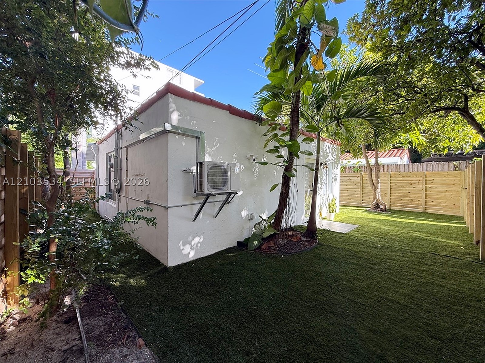 721 Lenox Av #1, Miami Beach FL 33139