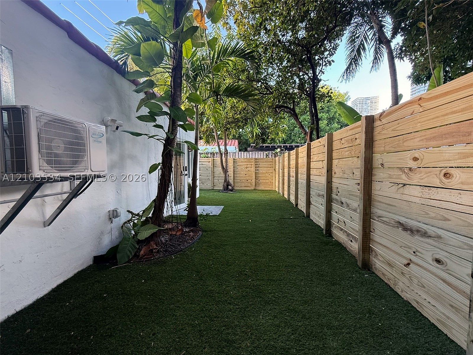 721 Lenox Av #1, Miami Beach FL 33139