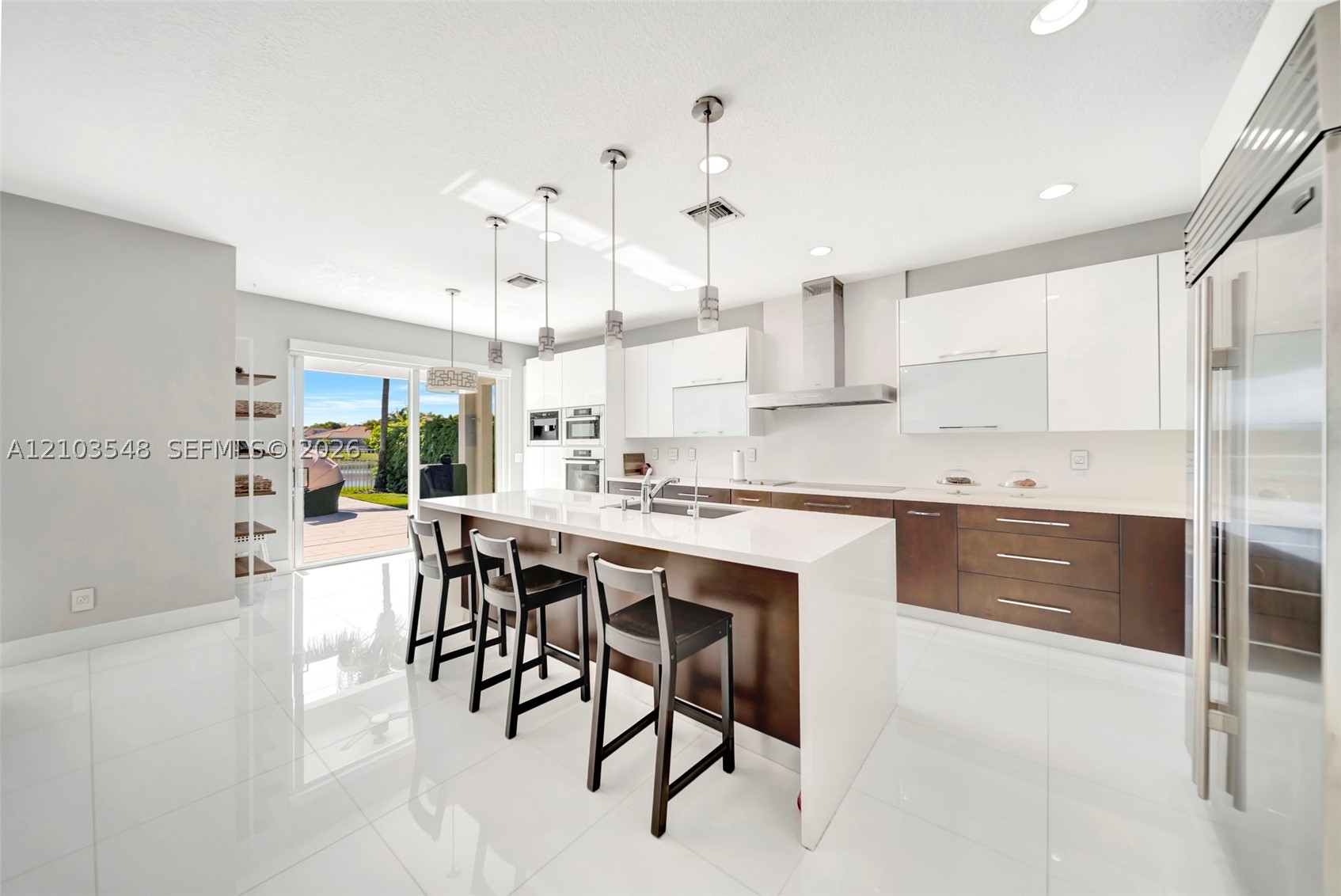 4424 E Whitewater Ave, Weston FL 33332