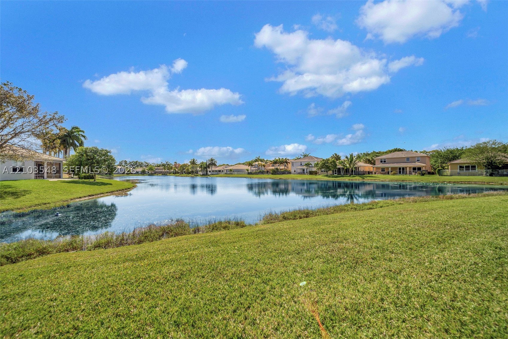 4424 E Whitewater Ave, Weston FL 33332