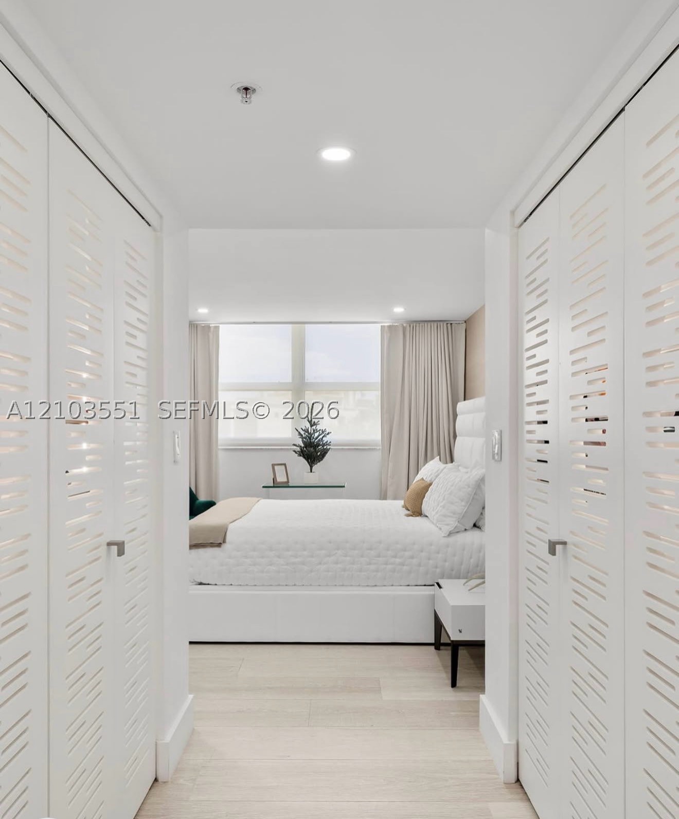90 Alton Rd #511, Miami Beach FL 33139
