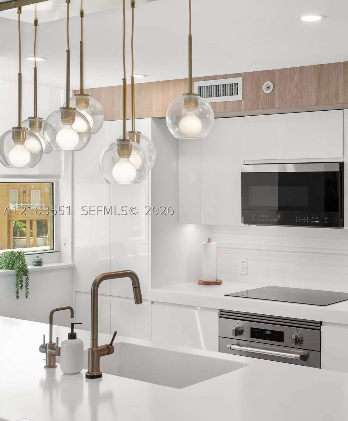 90 Alton Rd #511, Miami Beach FL 33139