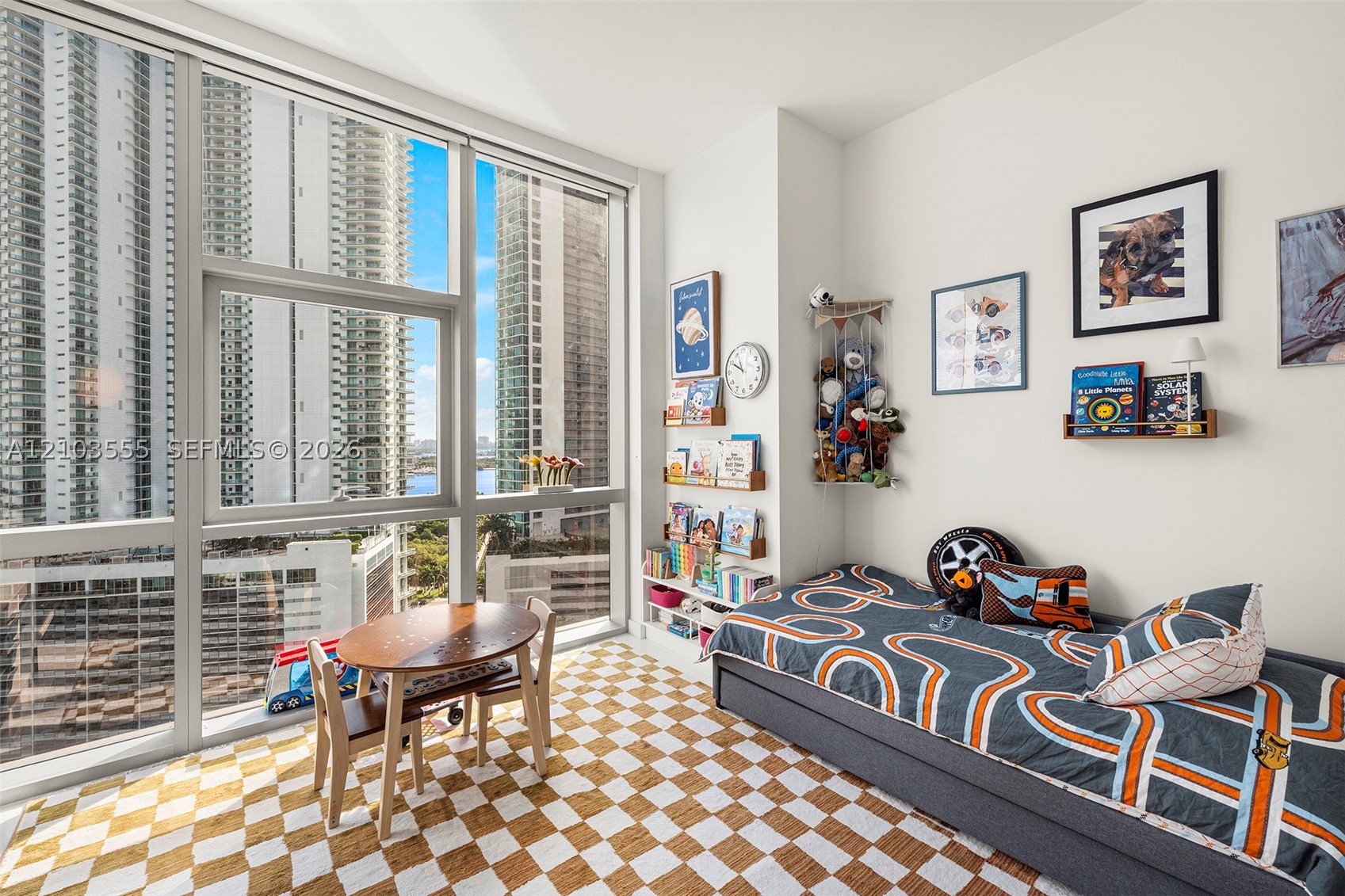 851 NE 1st Ave #1901, Miami FL 33132