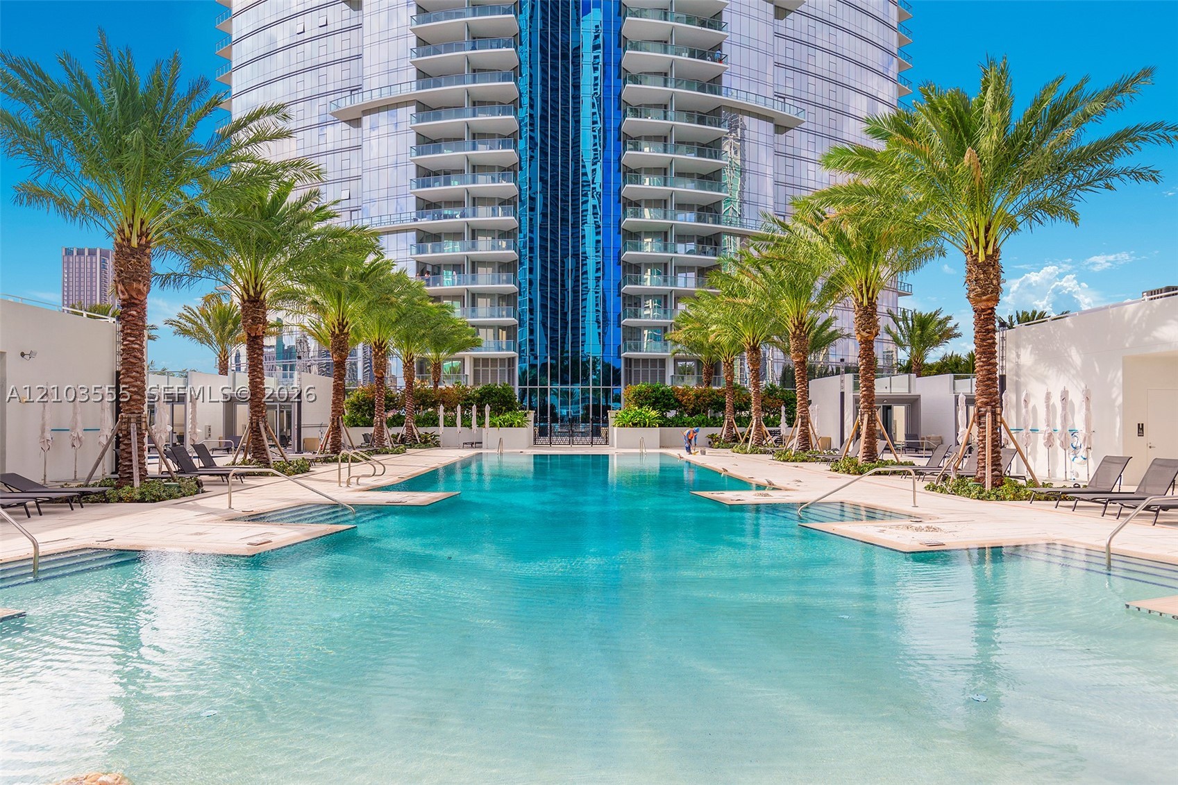 851 NE 1st Ave #1901, Miami FL 33132