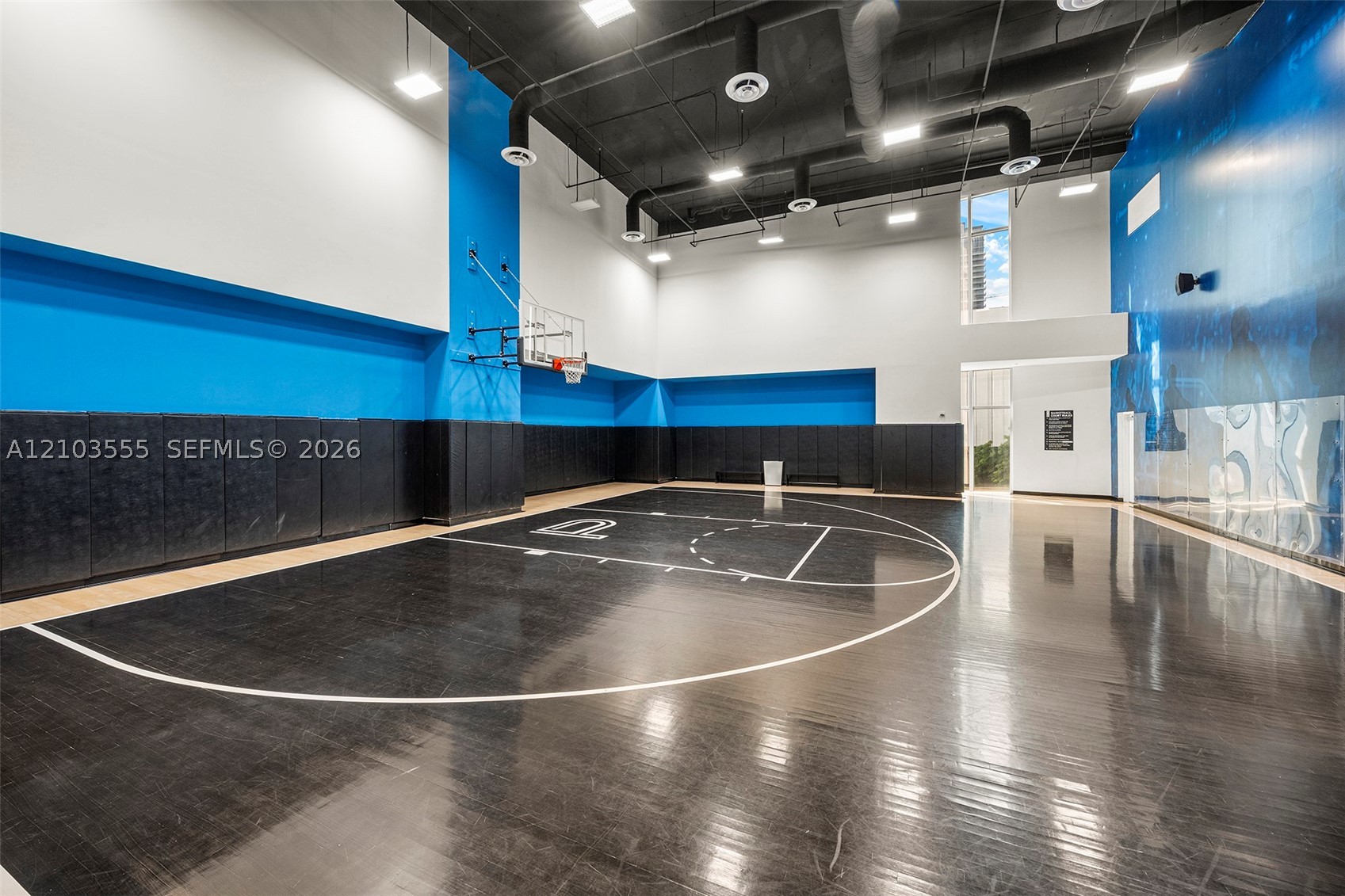 851 NE 1st Ave #1901, Miami FL 33132