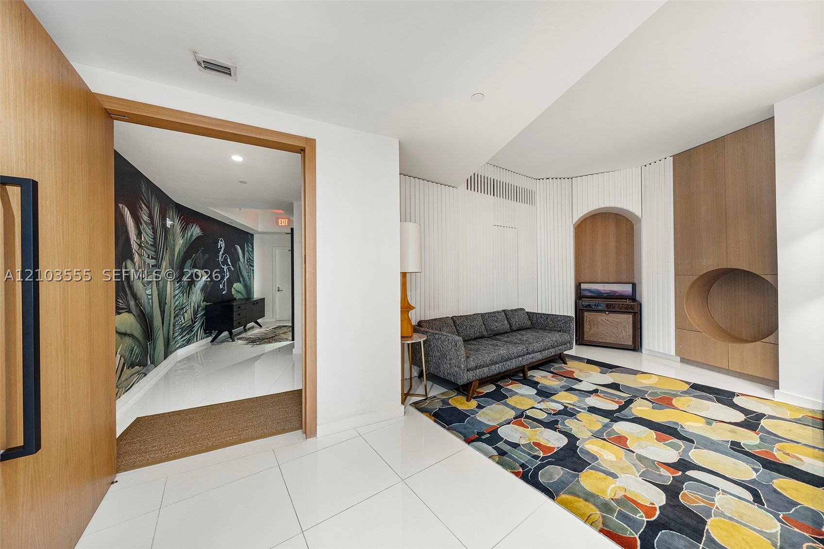 851 NE 1st Ave #1901, Miami FL 33132