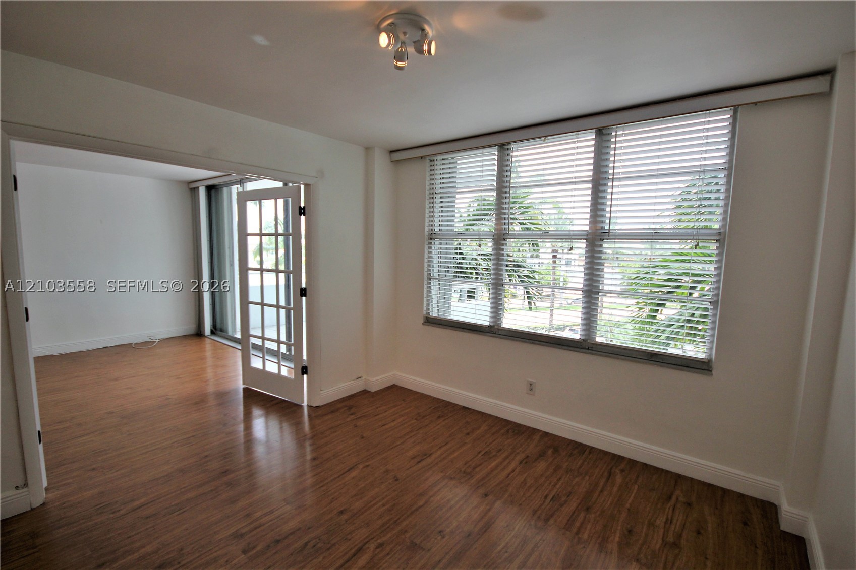 5151 Collins Ave #422, Miami Beach FL 33140