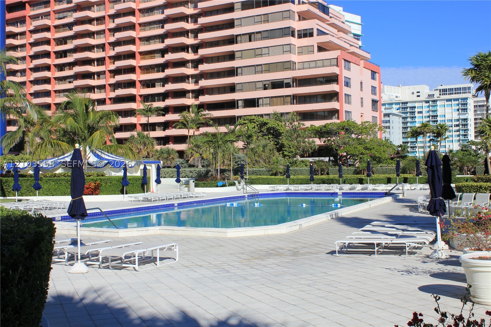 5151 Collins Ave #422, Miami Beach FL 33140