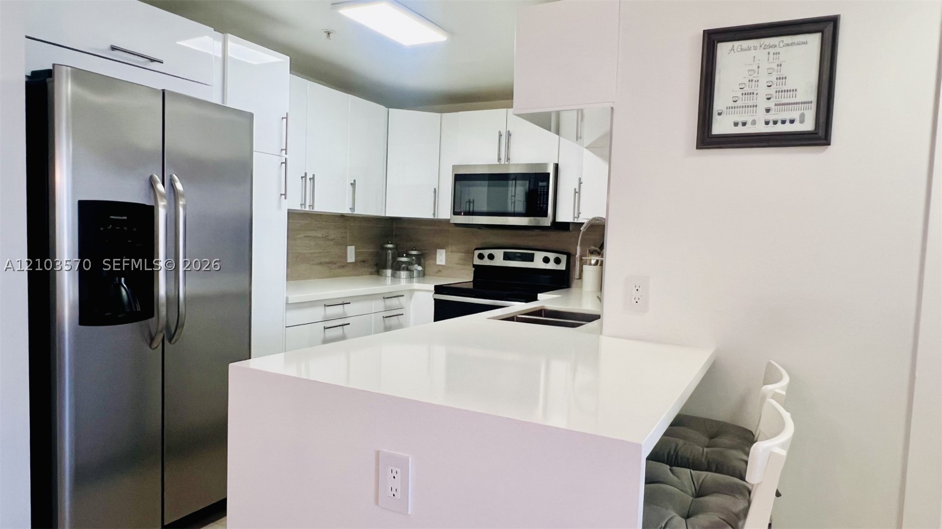 185 SE 14th Ter #2007, Miami FL 33131