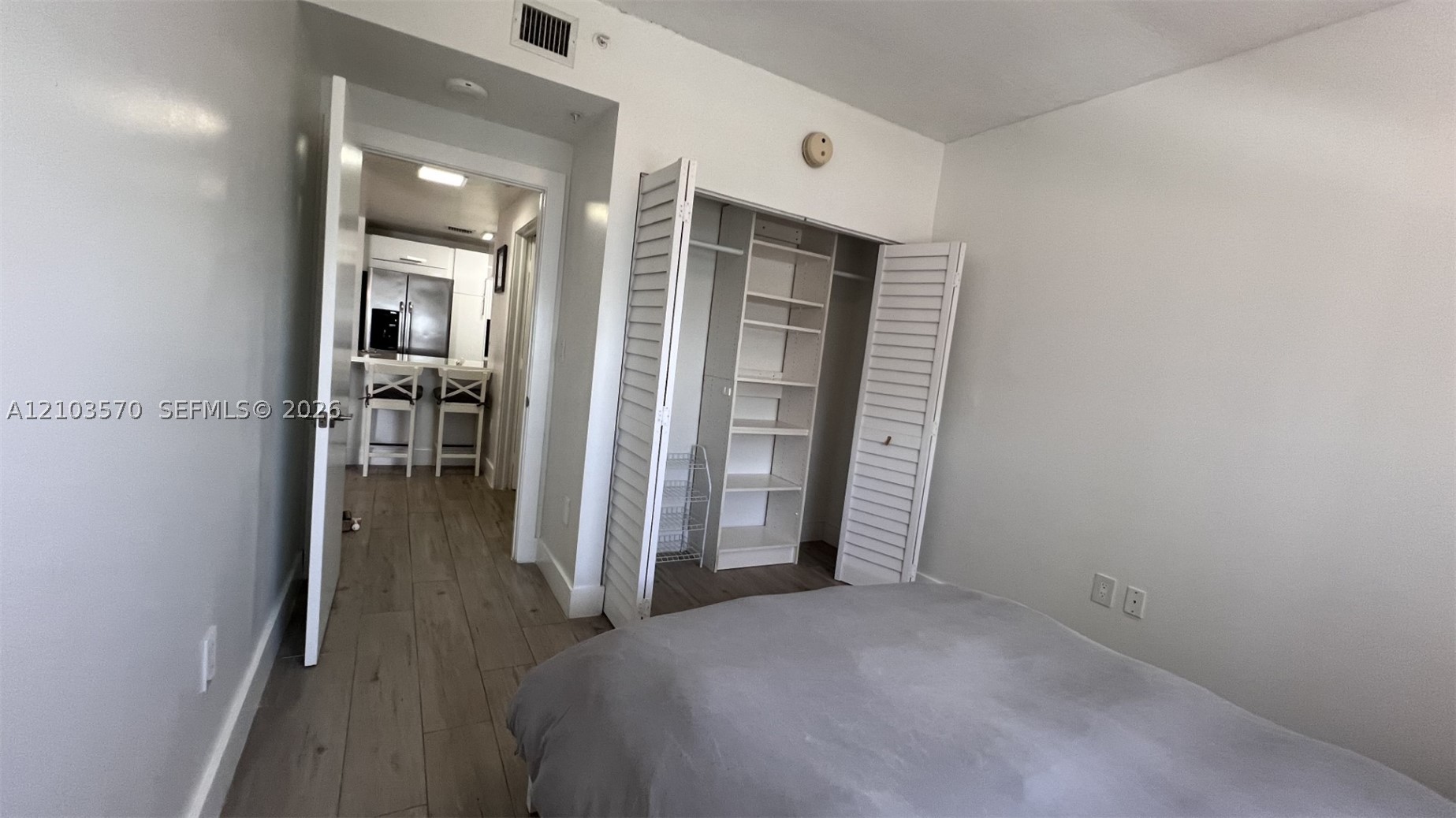185 SE 14th Ter #2007, Miami FL 33131
