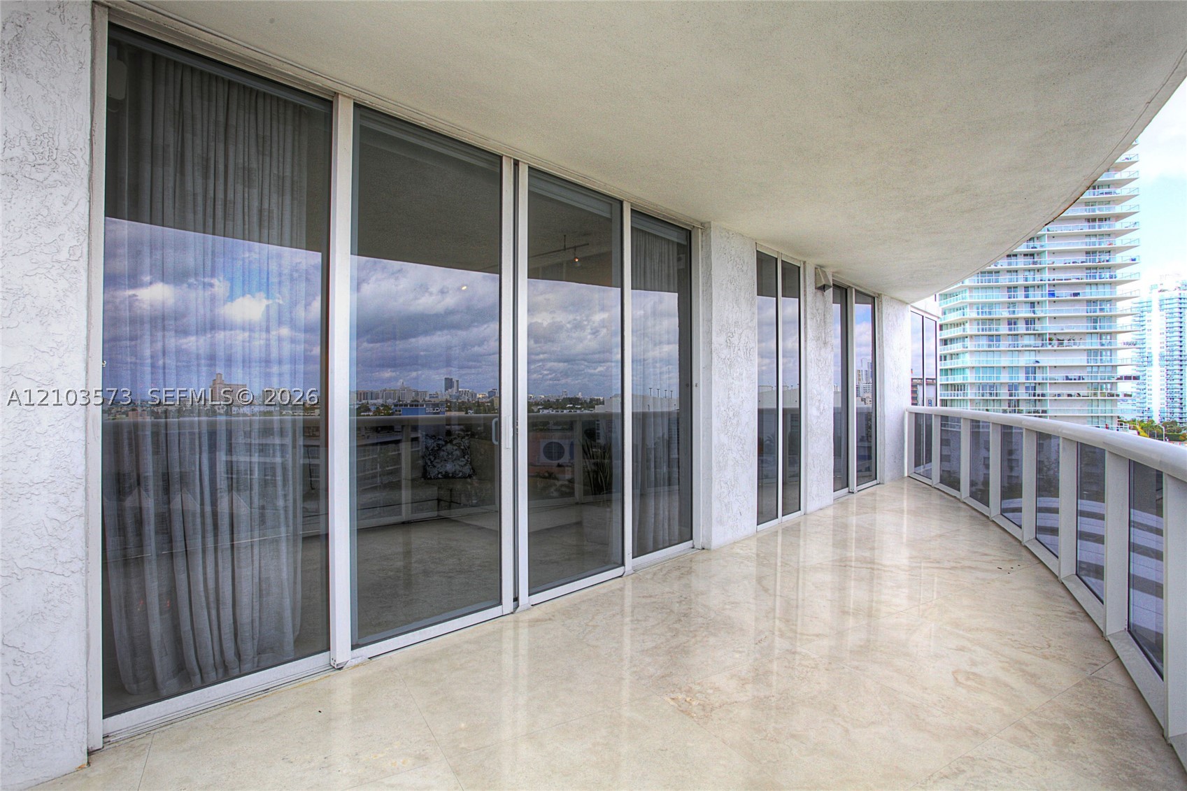 400 Alton Rd #811, Miami Beach FL 33139
