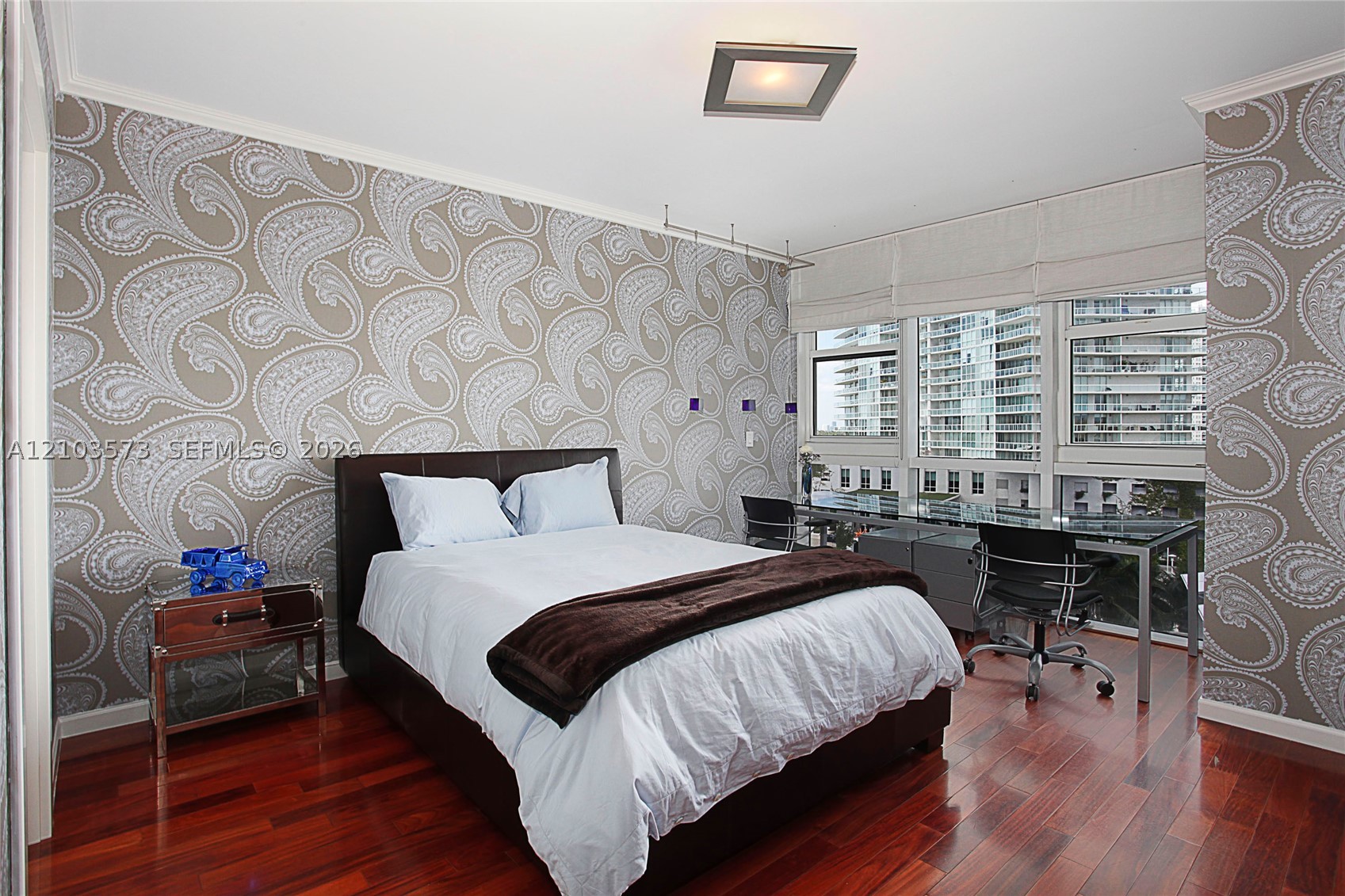 400 Alton Rd #811, Miami Beach FL 33139