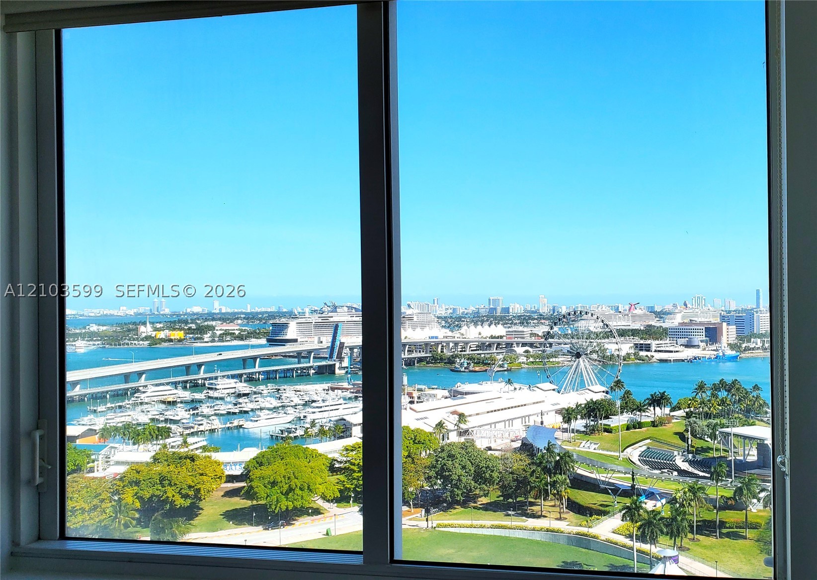 253 NE 2nd St #1809, Miami FL 33132