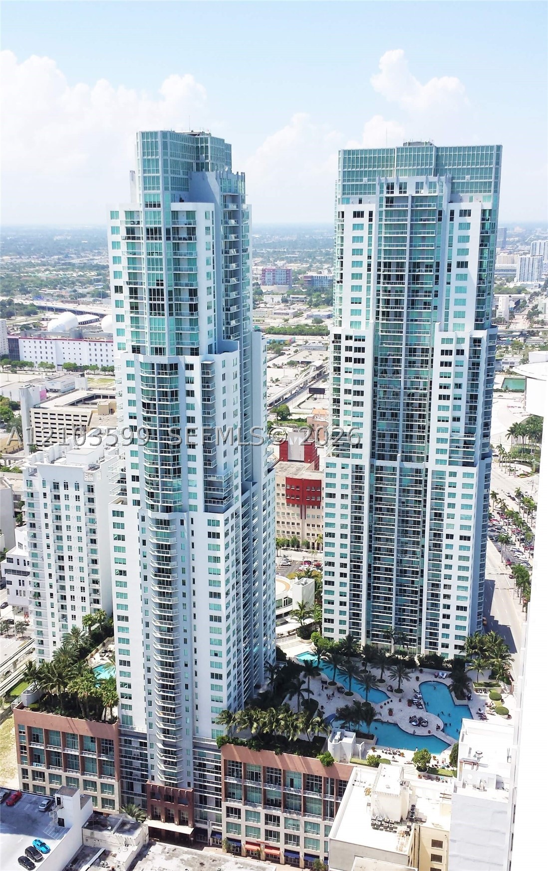 253 NE 2nd St #1809, Miami FL 33132