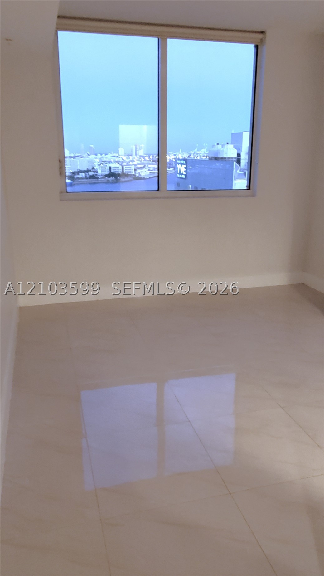 253 NE 2nd St #1809, Miami FL 33132