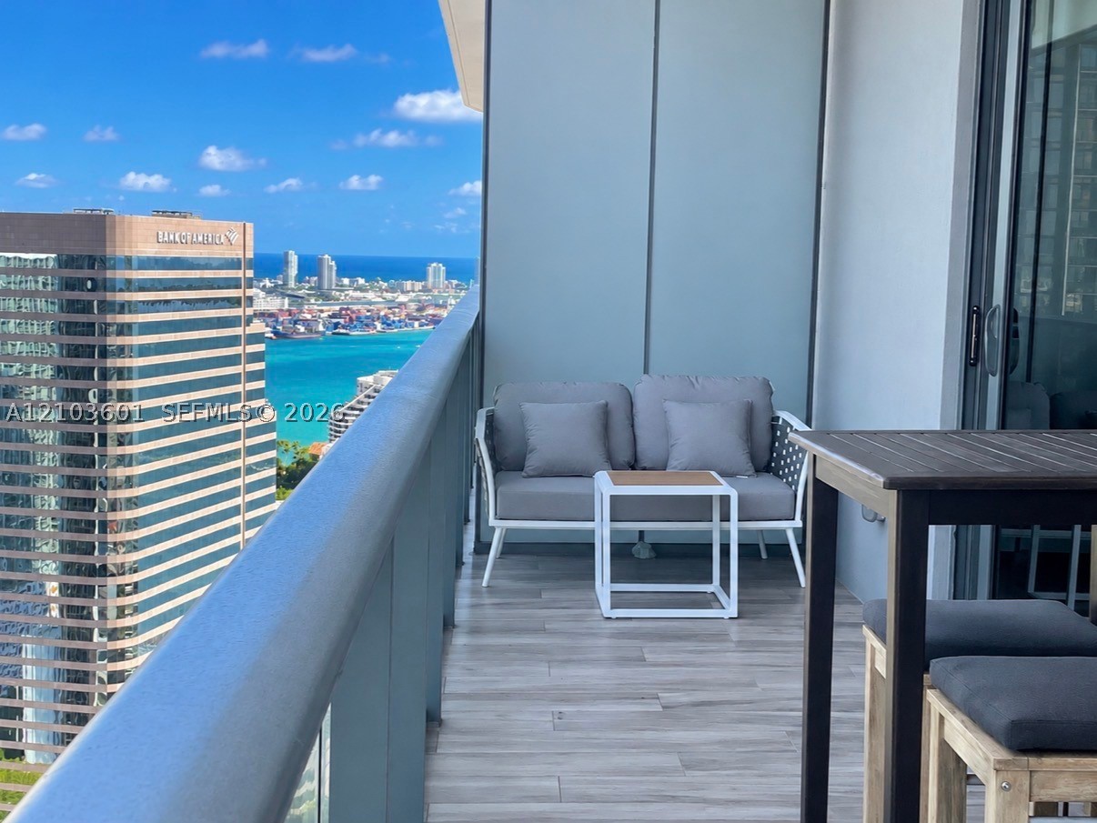 801 S Miami Ave #4106, Miami FL 33130