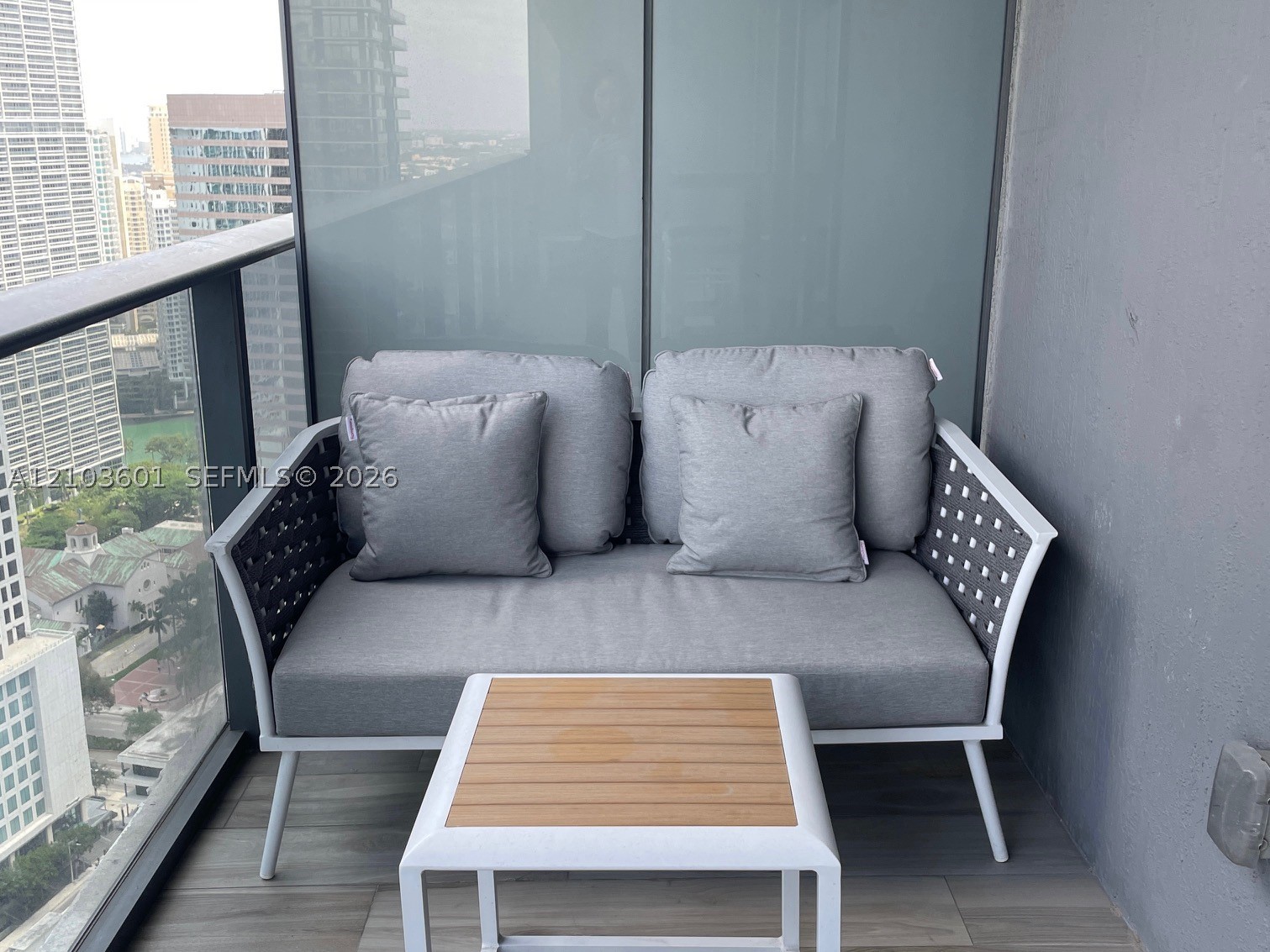 801 S Miami Ave #4106, Miami FL 33130