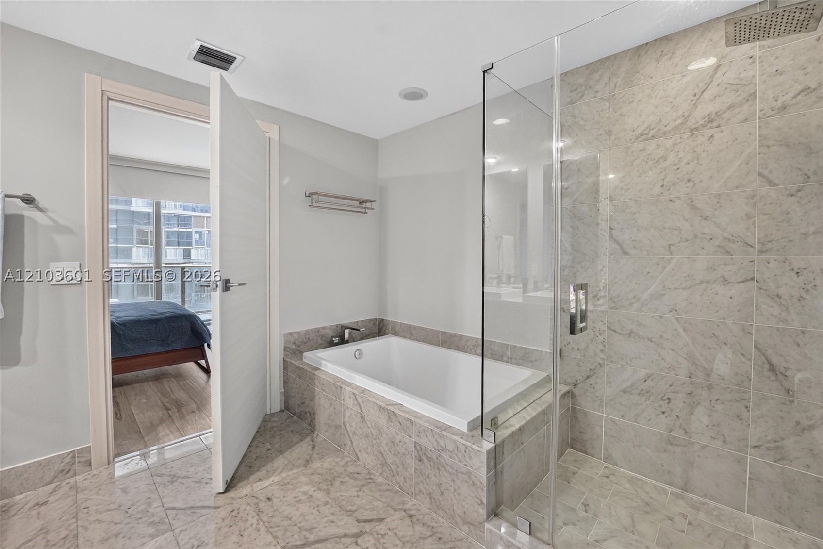 801 S Miami Ave #4106, Miami FL 33130