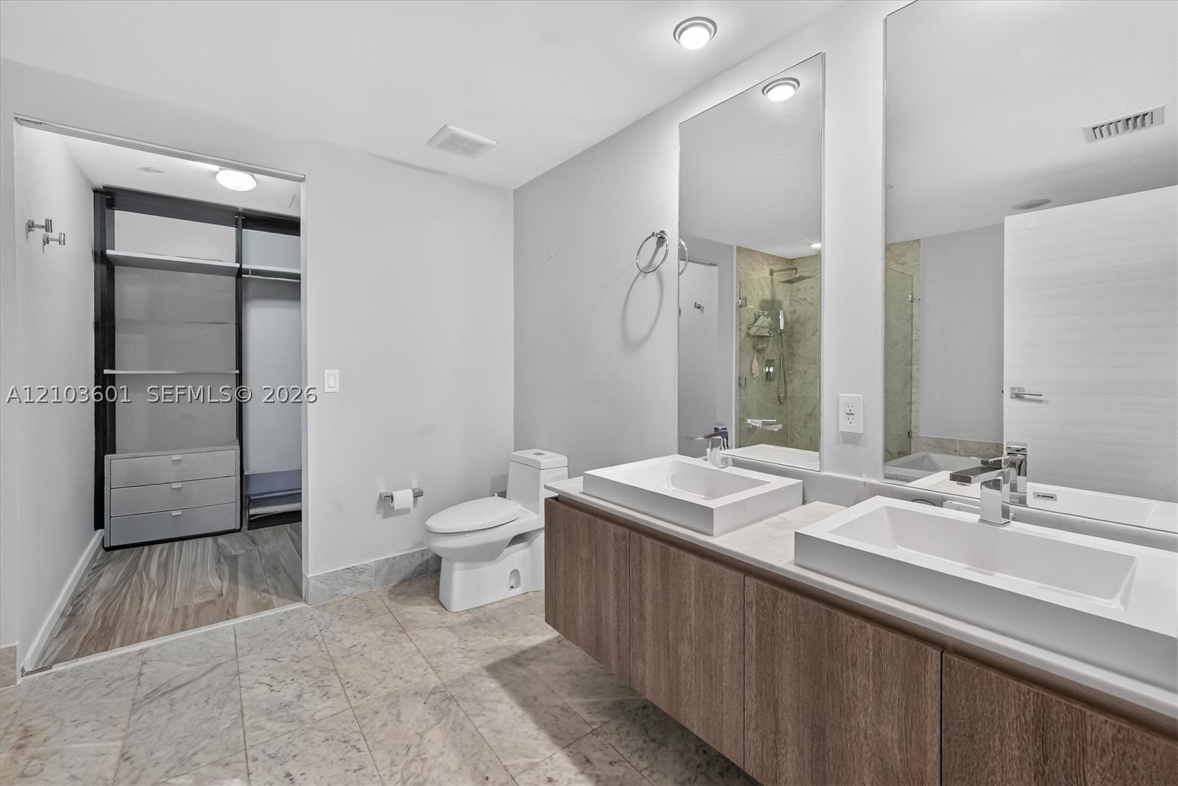 801 S Miami Ave #4106, Miami FL 33130