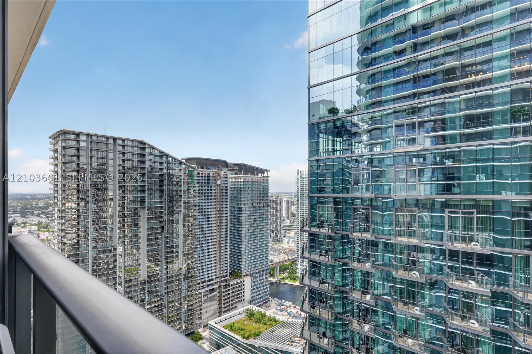 801 S Miami Ave #4106, Miami FL 33130