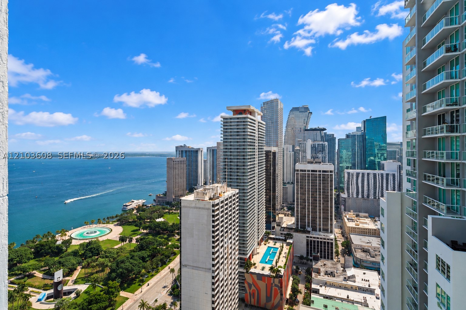 244 Biscayne Blvd #4308, Miami FL 33132