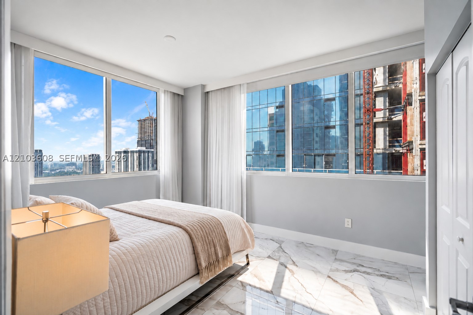 244 Biscayne Blvd #4308, Miami FL 33132