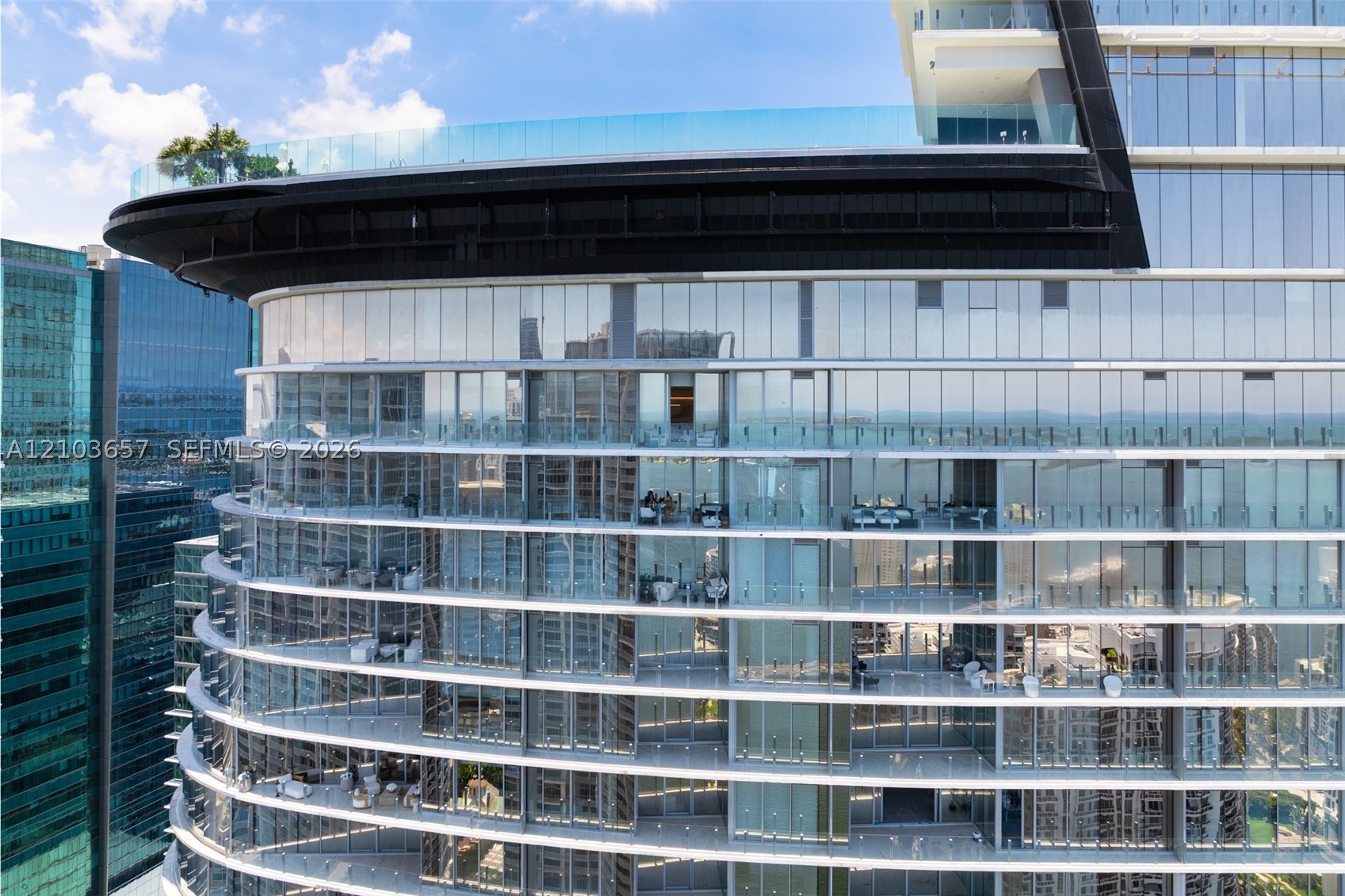 300 Biscayne Boulevard Way #5205W, Miami FL 33131