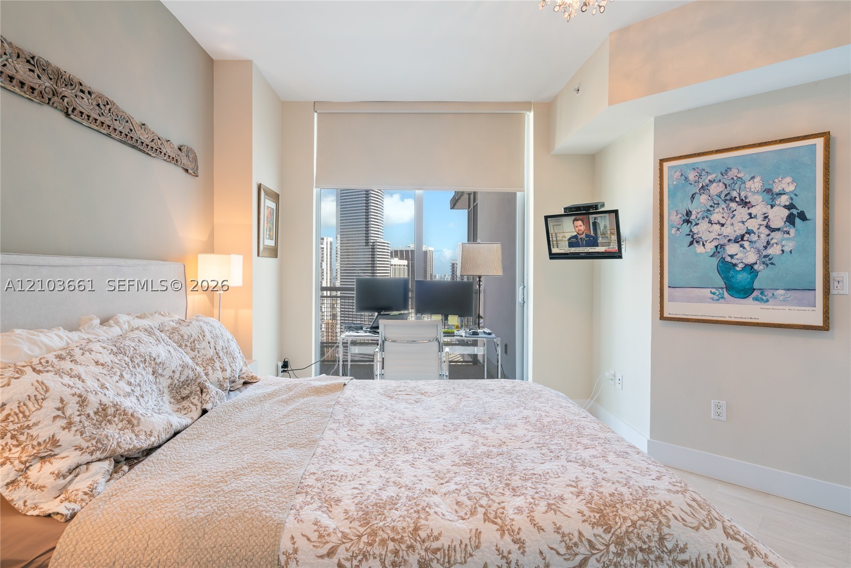 350 S Miami Ave #3303, Miami FL 33130