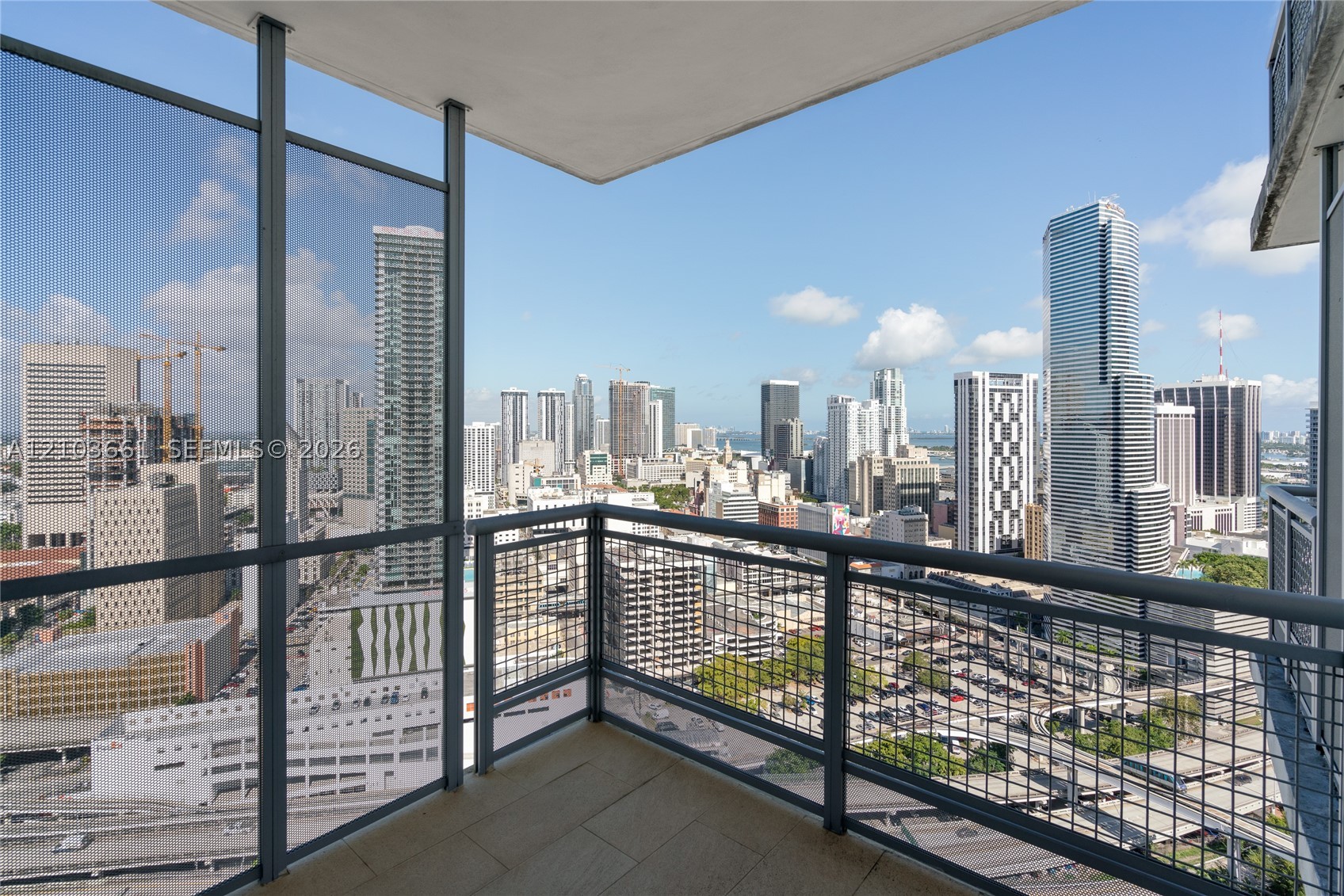 350 S Miami Ave #3303, Miami FL 33130