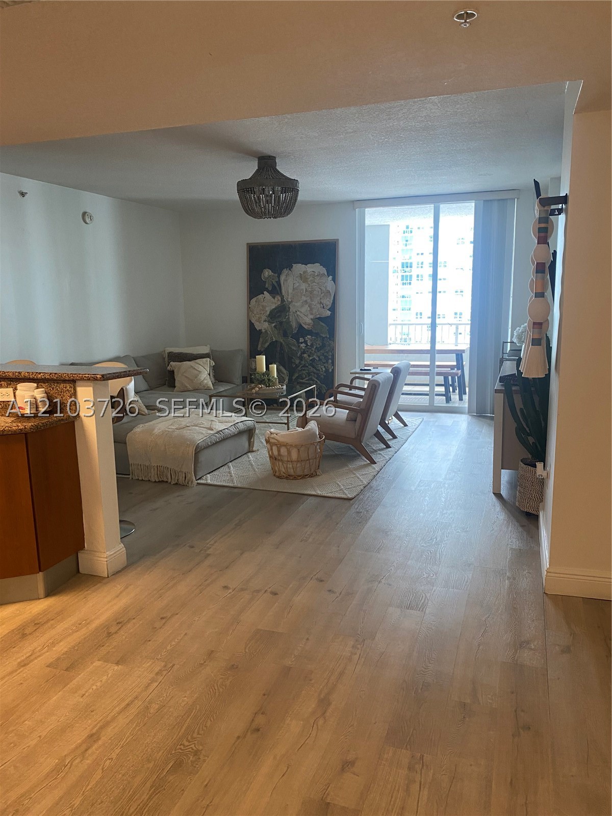 170 SE 14th St #1908, Miami FL 33131