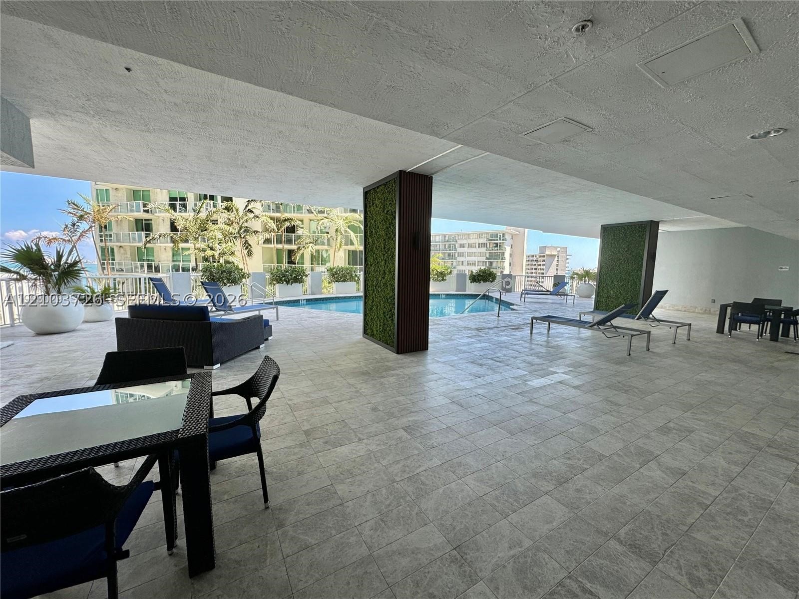 170 SE 14th St #1908, Miami FL 33131