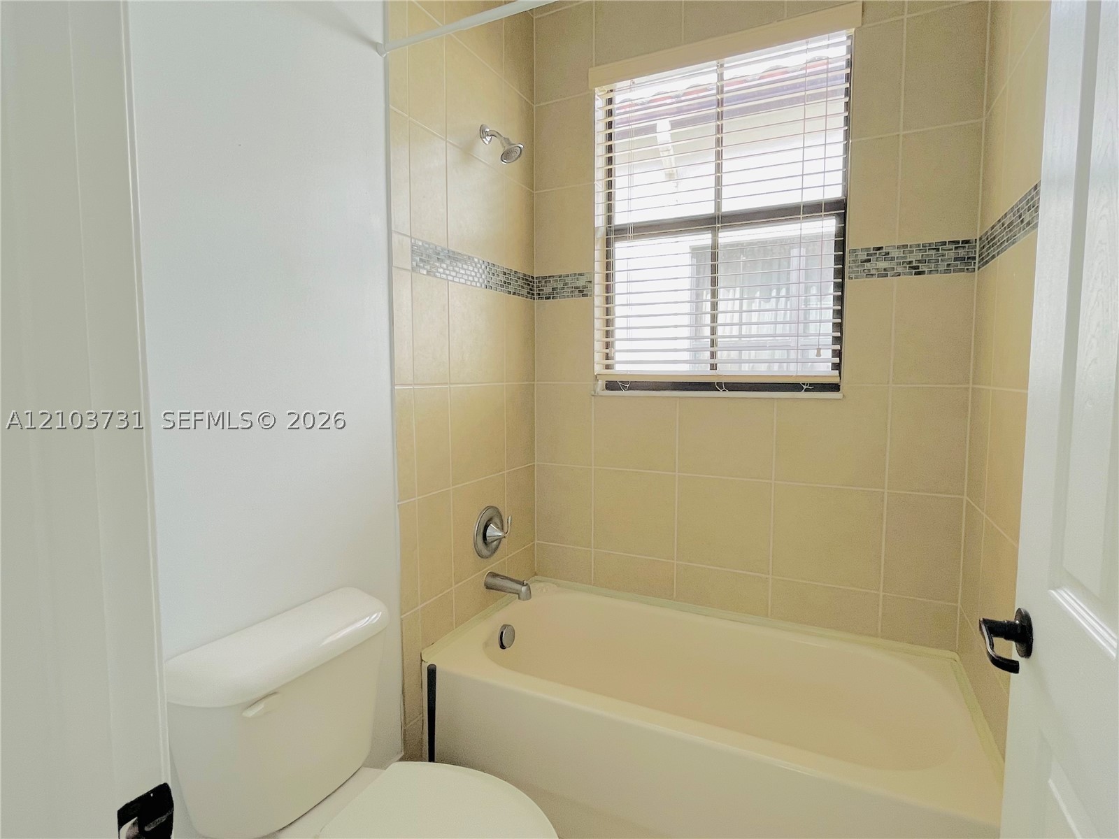 8377 NW 39th Ct, Cooper City FL 33024