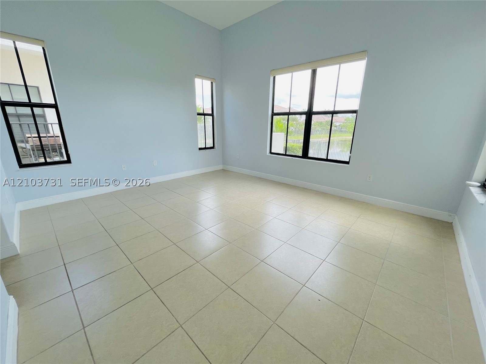 8377 NW 39th Ct, Cooper City FL 33024