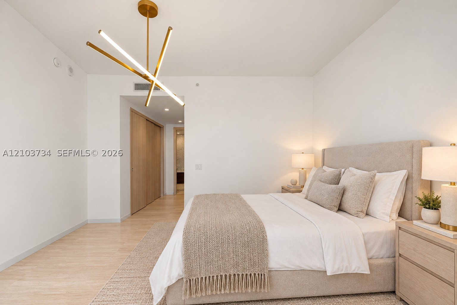 1000 Brickell Plz #PH5403, Miami FL 33131