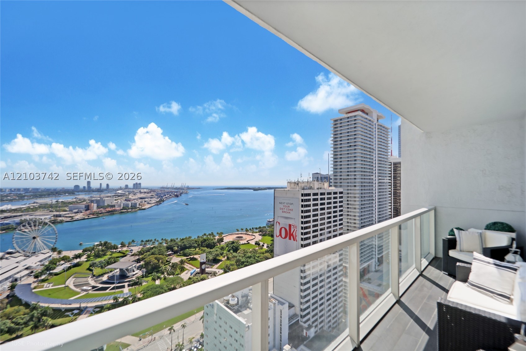 253 NE 2nd St #3405, Miami FL 33132