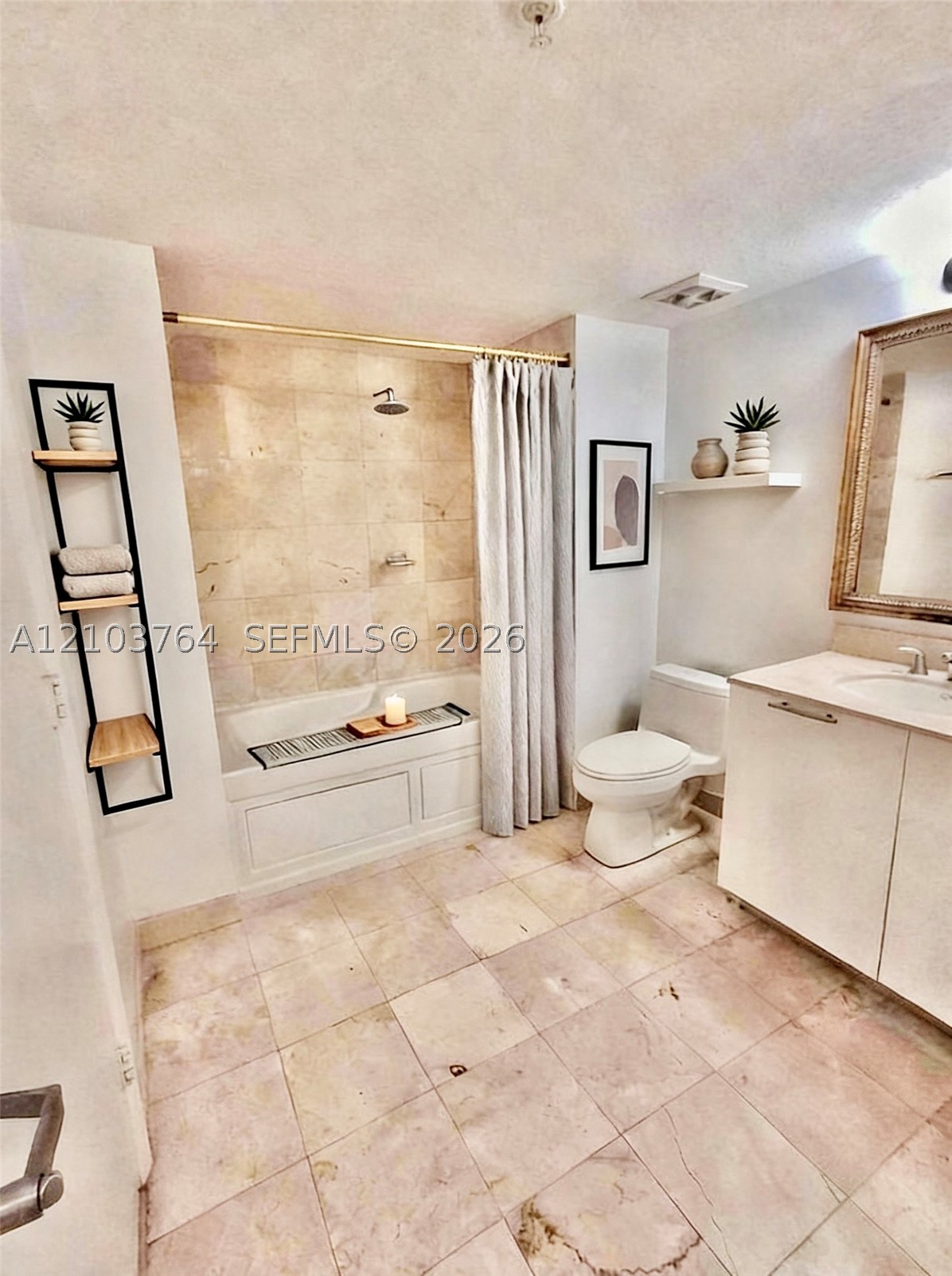 1800 N Bayshore Dr #3908, Miami FL 33132