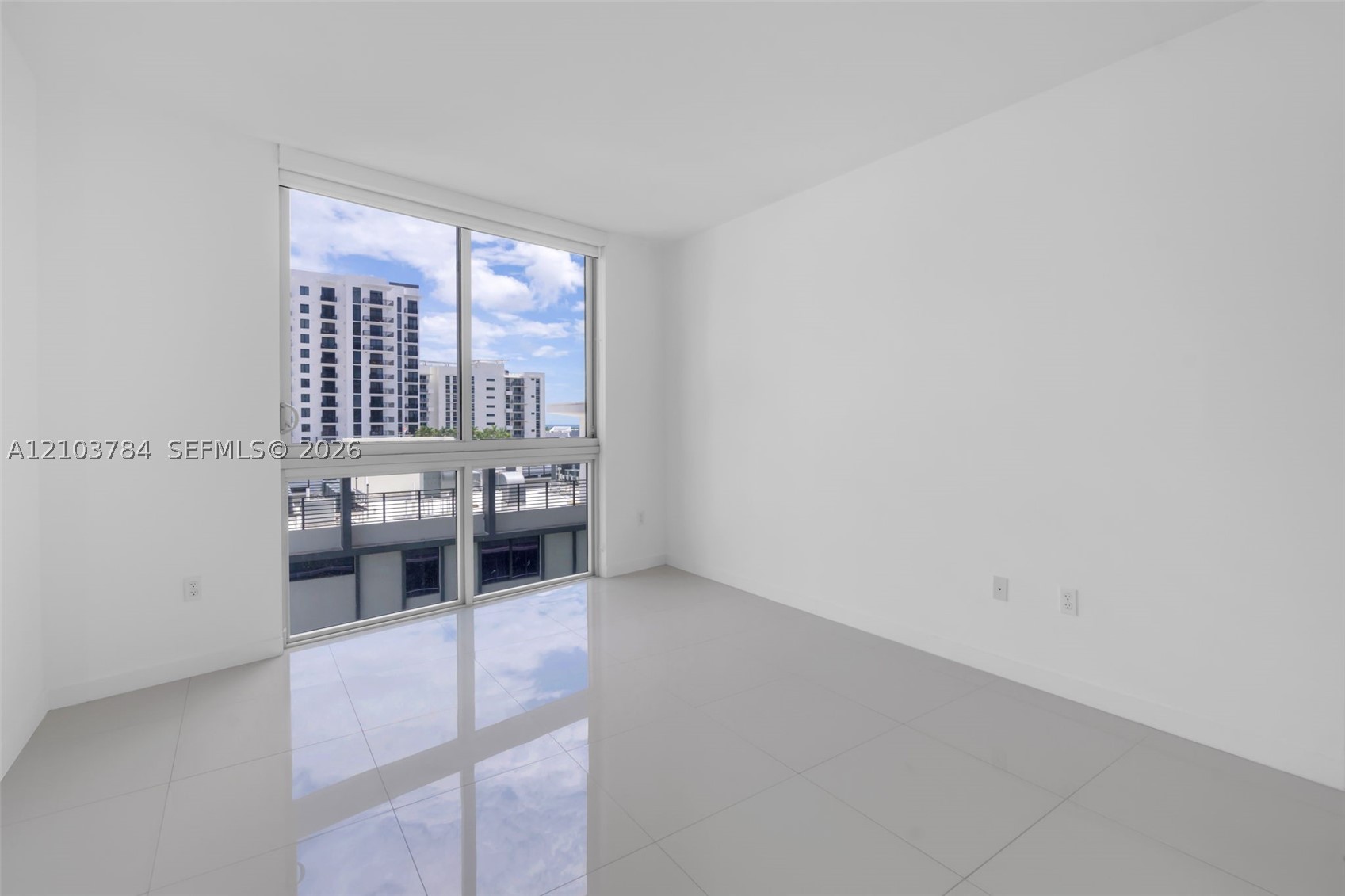 1010 SW 2nd Ave #1003, Miami FL 33130