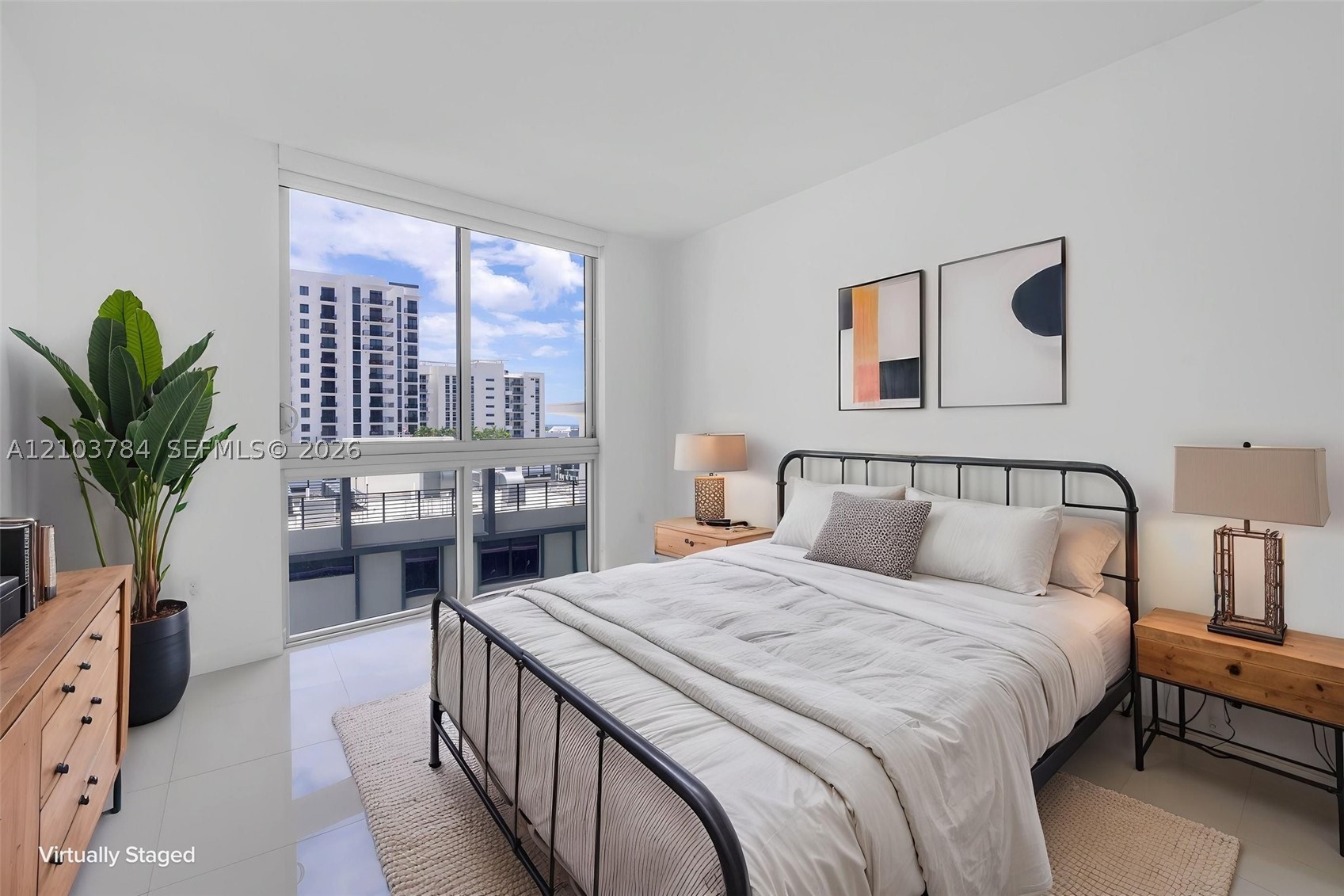 1010 SW 2nd Ave #1003, Miami FL 33130
