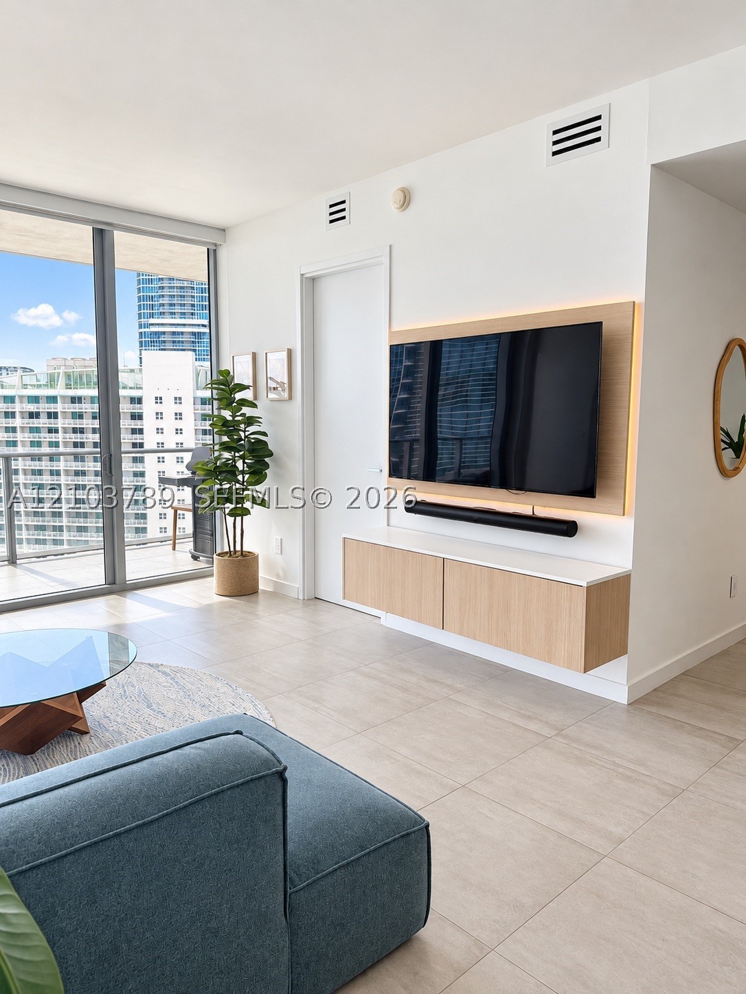 1300 Brickell Bay Dr #3805, Miami FL 33131