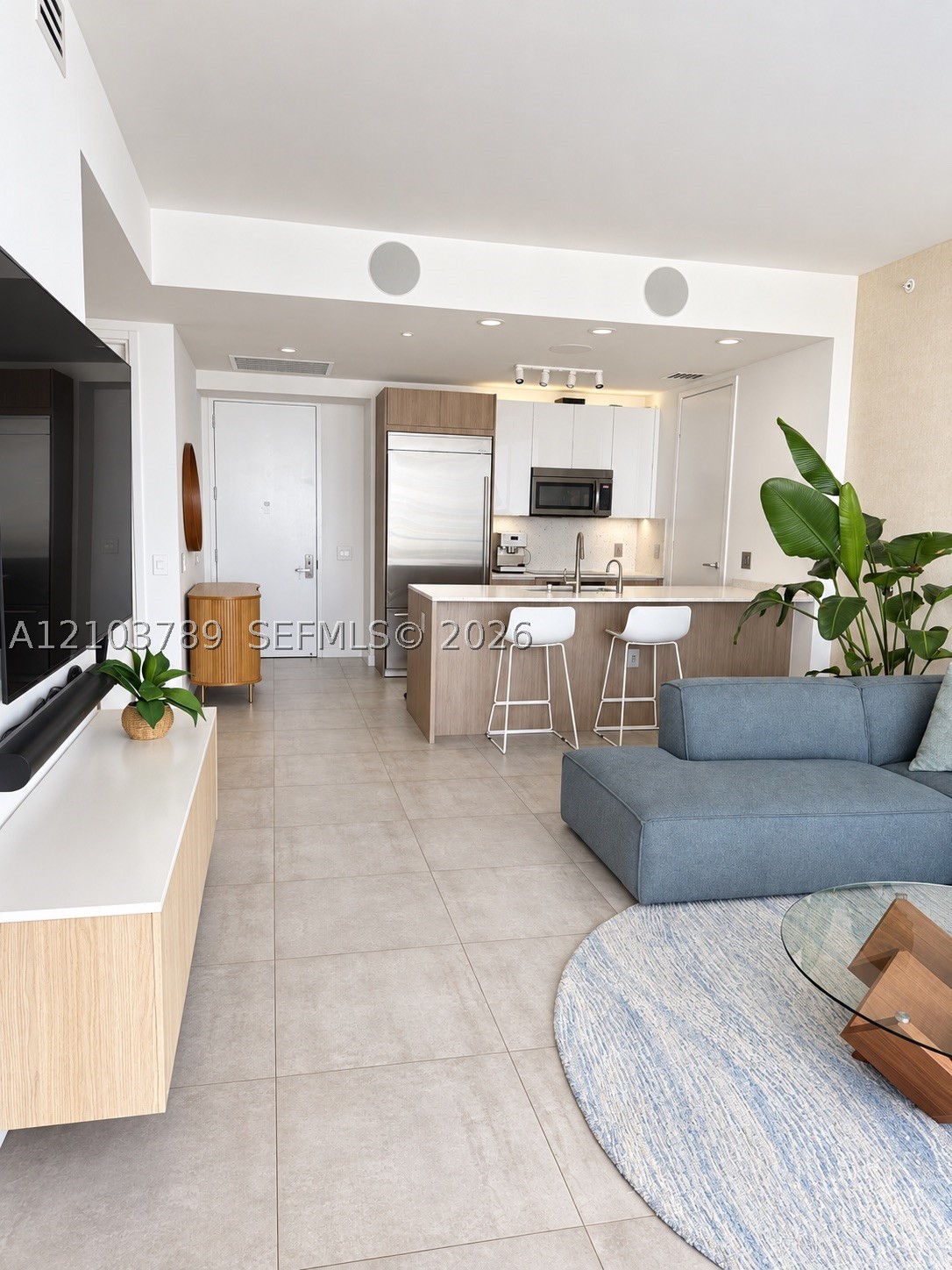1300 Brickell Bay Dr #3805, Miami FL 33131