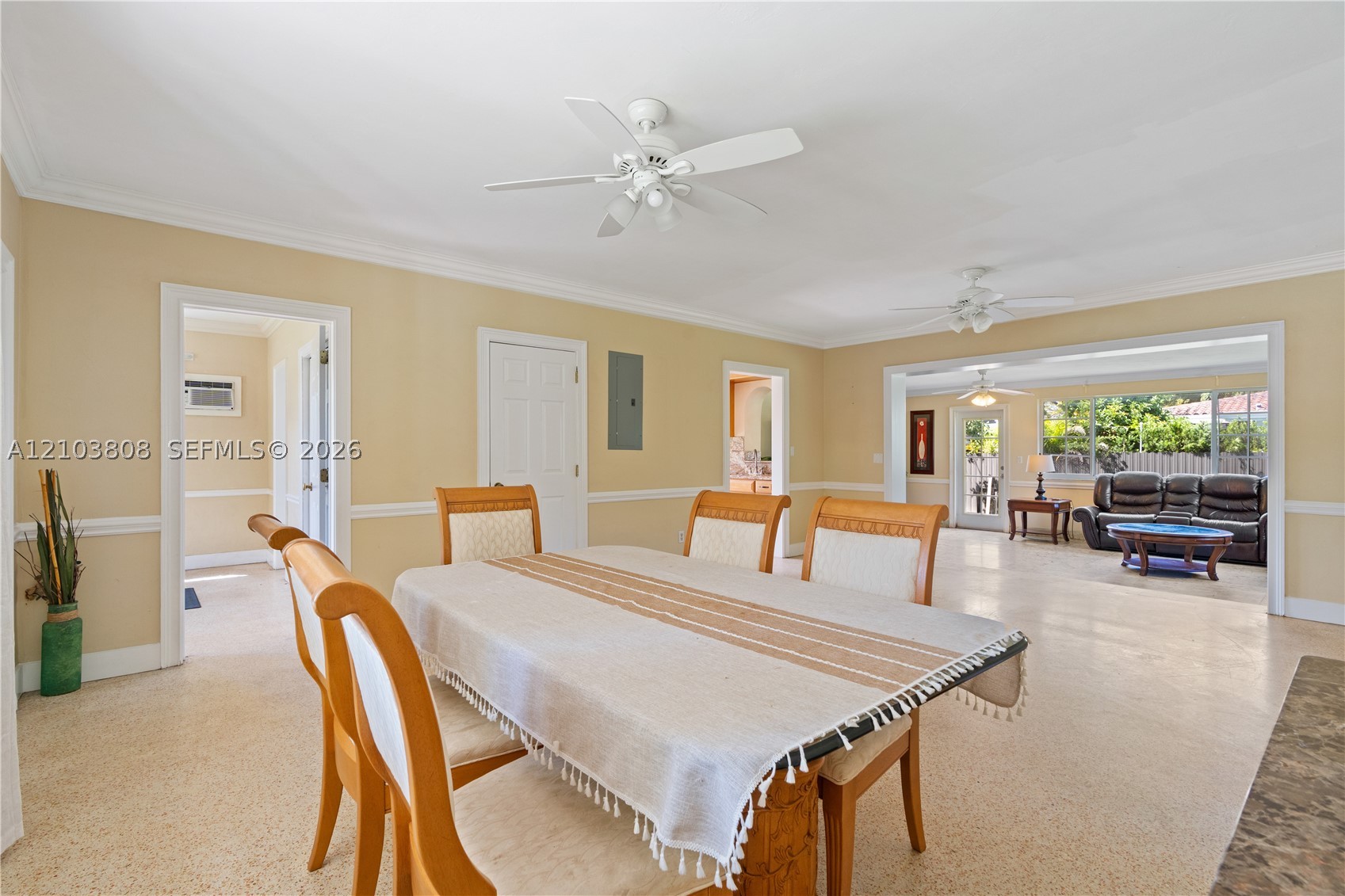 6027 SW 15th St, West Miami FL 33144