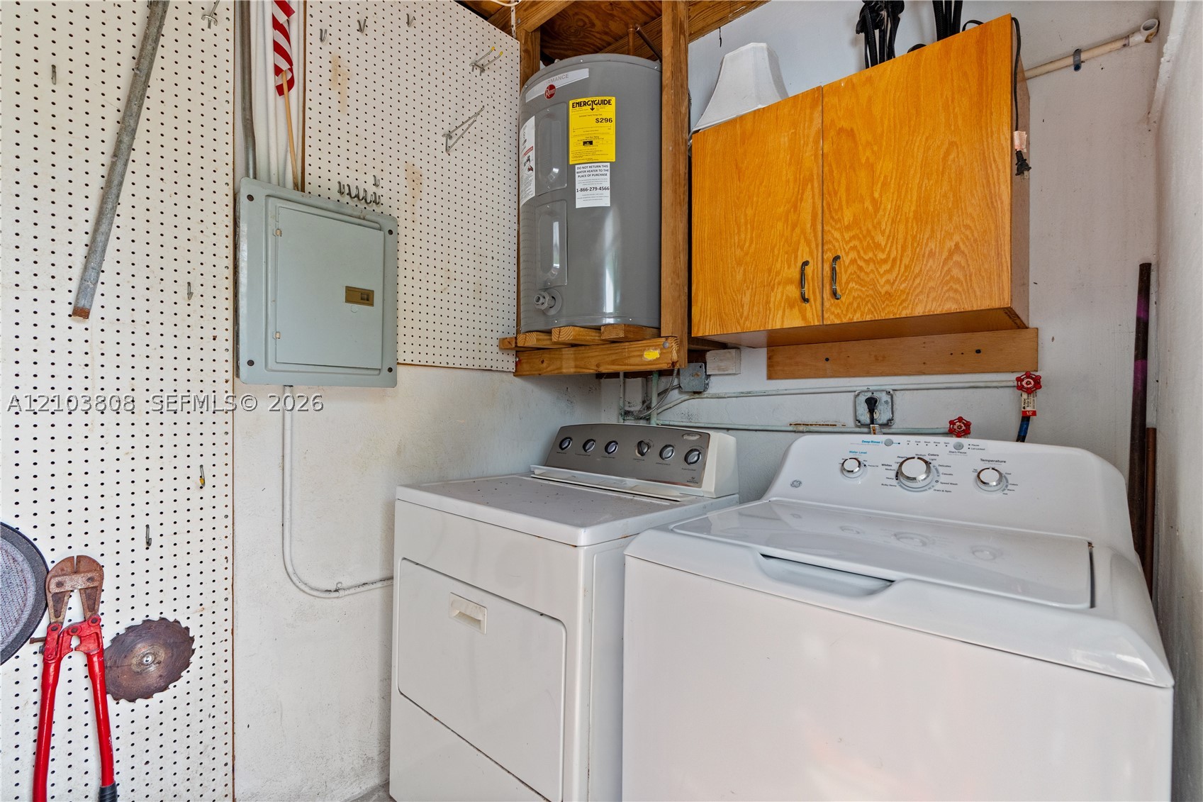 6027 SW 15th St, West Miami FL 33144