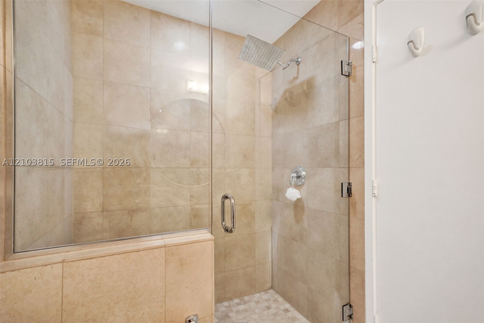 1060 Brickell Ave #1207, Miami FL 33131