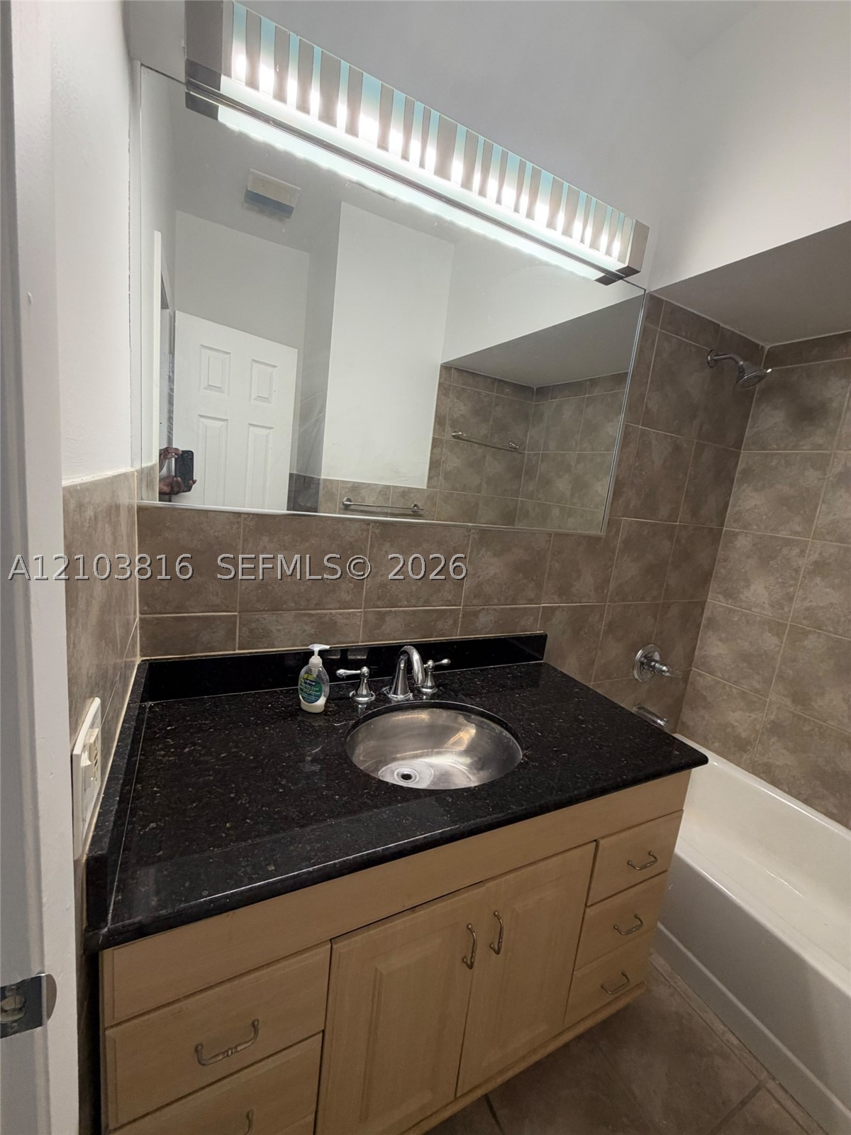 2408 NE 135th St #2408, North Miami FL 33181