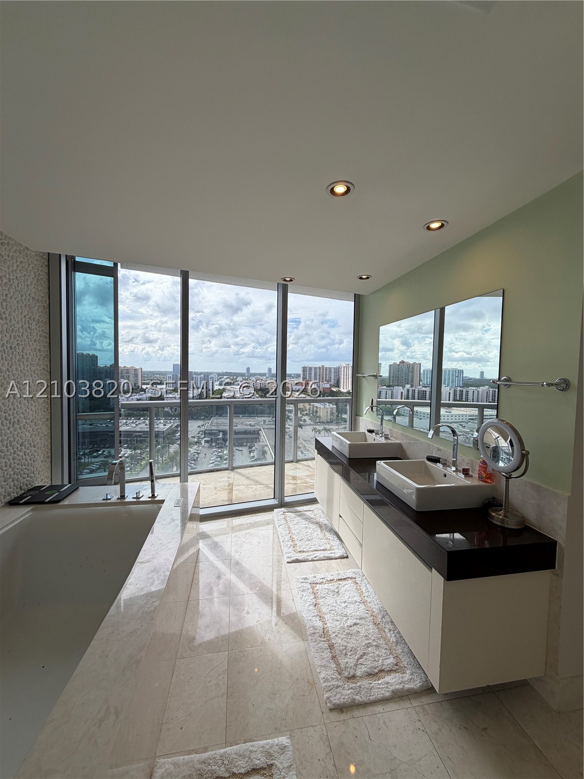 17121 Collins Ave #1608, Sunny Isles Beach FL 33160