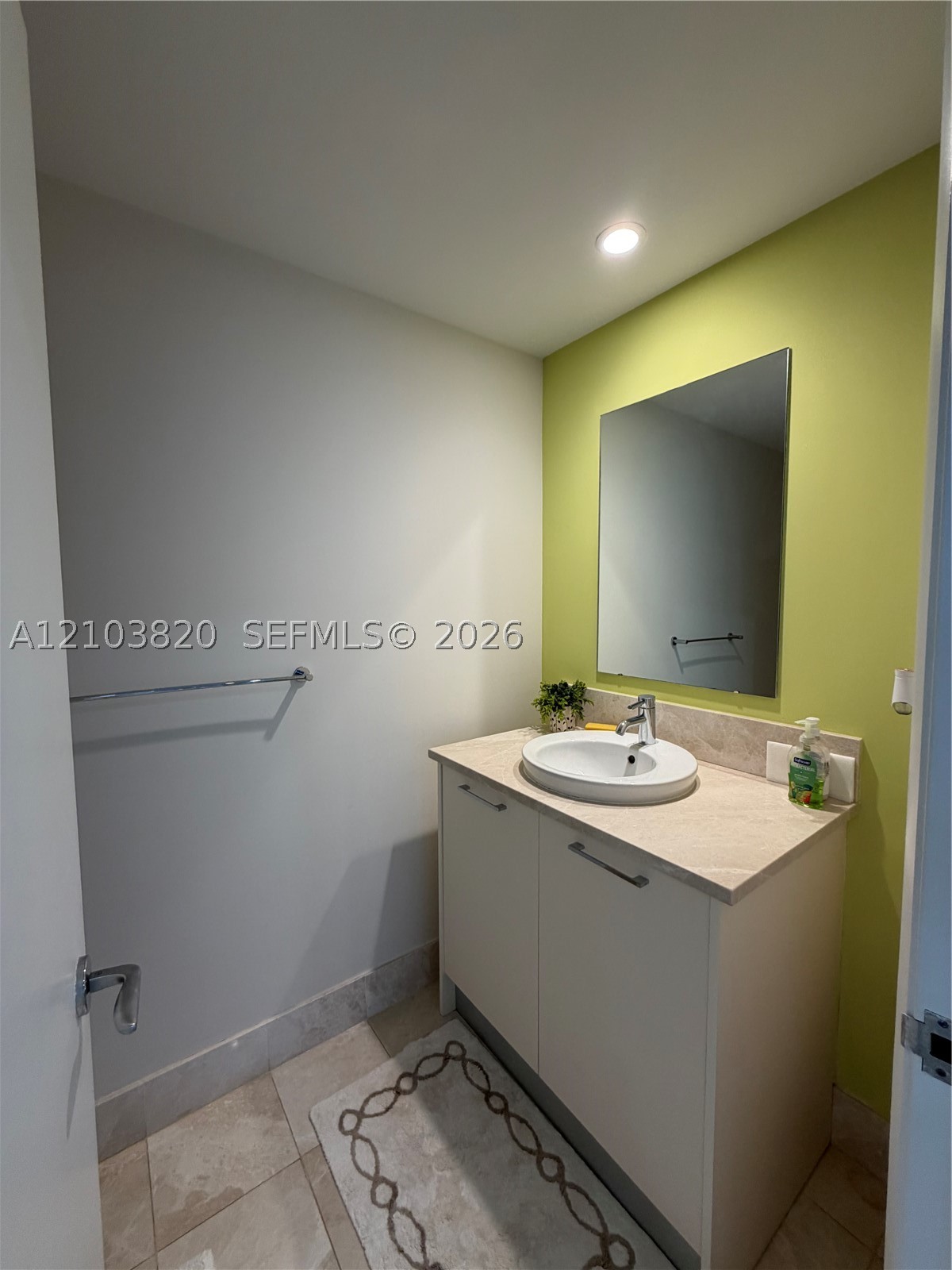 17121 Collins Ave #1608, Sunny Isles Beach FL 33160