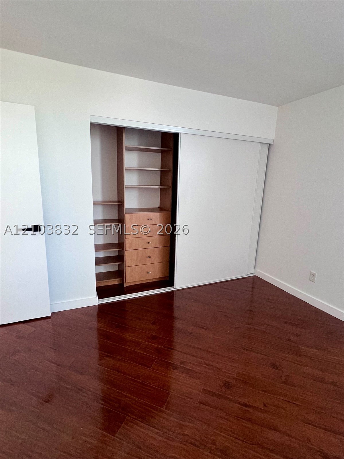 2020 NE 135th St #810, North Miami FL 33181