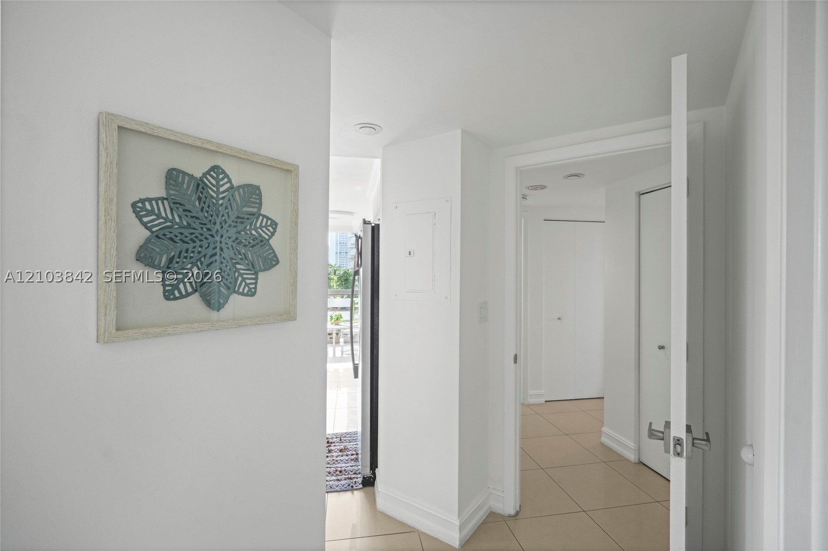 1000 W Island Blvd #504, Aventura FL 33160
