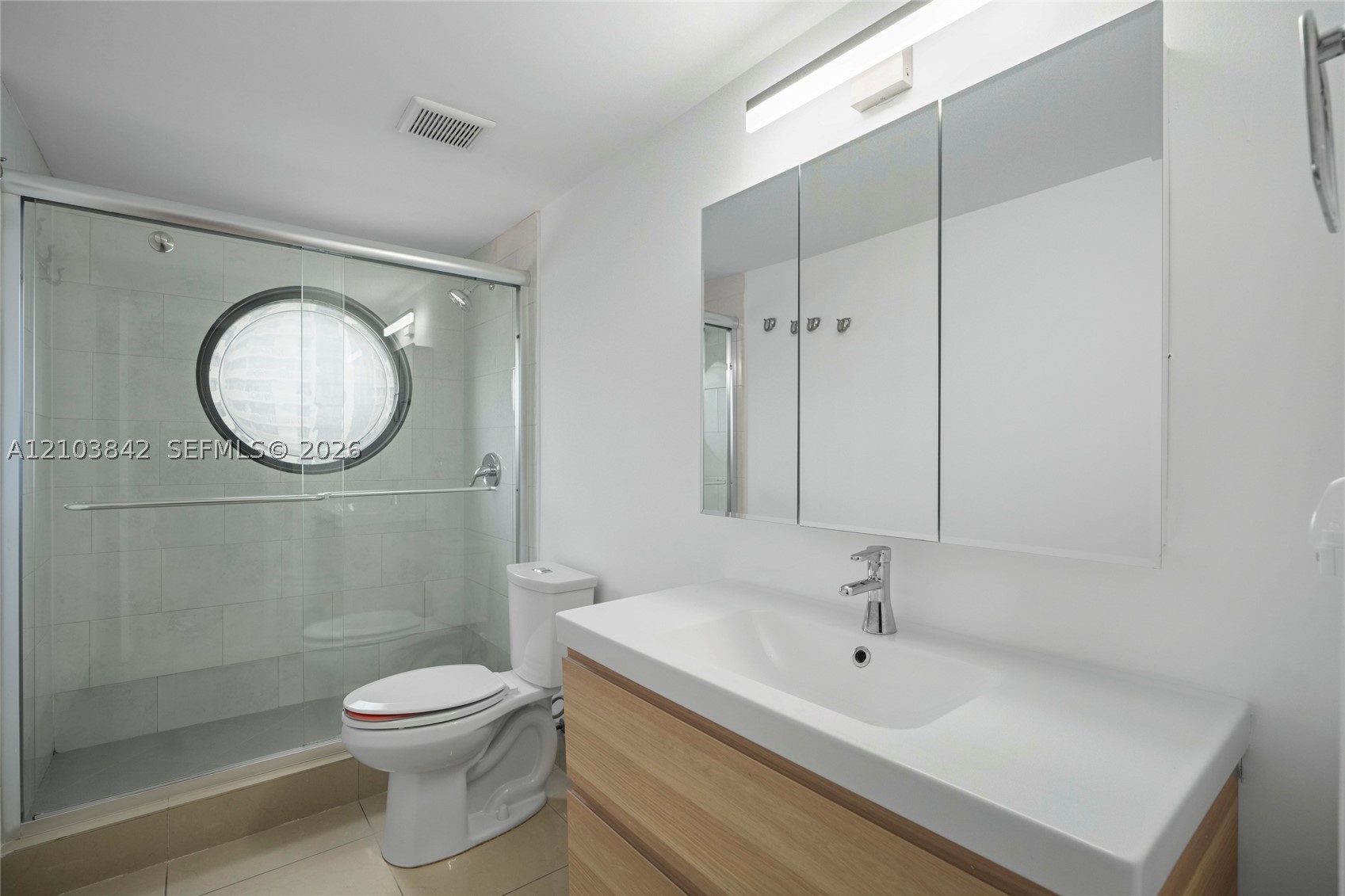 1000 W Island Blvd #504, Aventura FL 33160