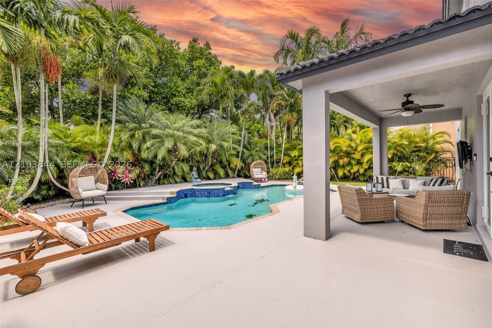 3767 W Gardenia Ave, Weston FL 33332
